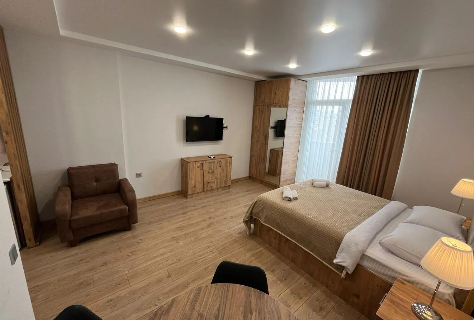 Holiday Premium Apartments Батуми