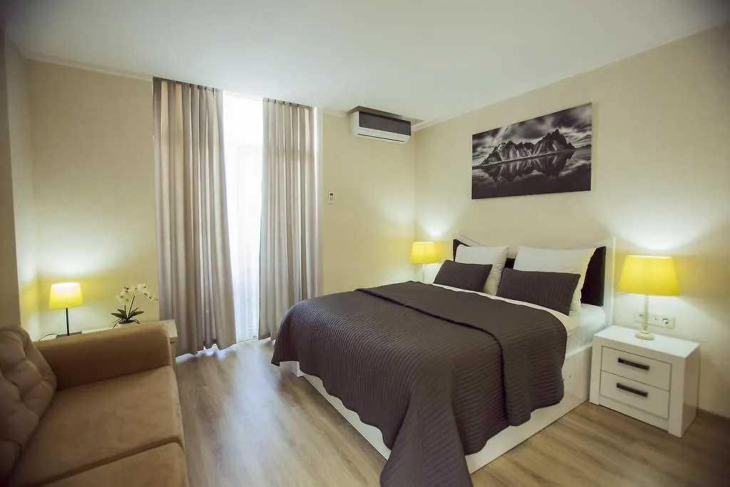 Holiday Premium Apartments Батуми