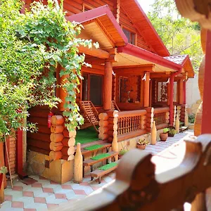 old-tbilisi-villa-costa.alltbilisihotels.com/